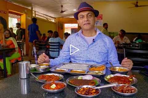 Lunch At Mangalore’s Most Popular SEAFOOD Restaurant, MACHALI | Crab Ghee Roast Prawn Fry Fish Curry