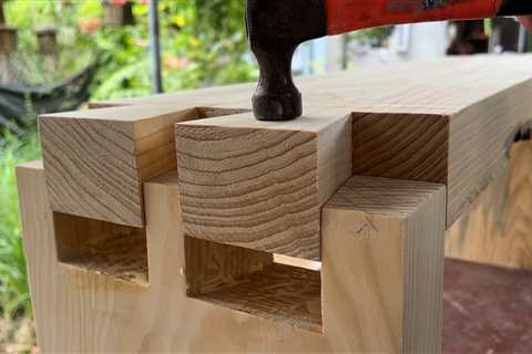 Awesome Woodworking Projects for Every Skill Level // Build A Thick And Sturdy Bench
