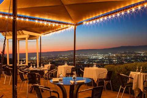 Outdoor Dining with a View in Clark County, Nevada - A Unique Experience