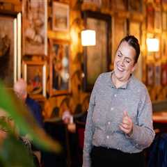 The Unwritten Rules of Dressing for Dining at the Burger House in Southern Mississippi